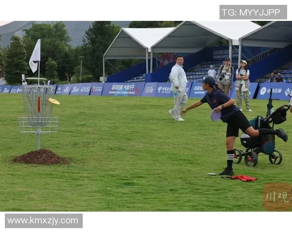 成都飞盘队表现分析:整体压制与失误的双重影响探讨 成都飞盘队表现分析:整体压制与失误的双重影响探讨
