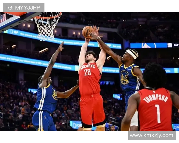 2015年西部决赛勇士与火箭的激烈对决与历史性时刻回顾 2015年西部决赛勇士与火箭的激烈对决与历史性时刻回顾